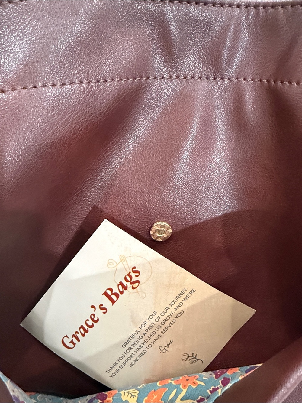 Everyday Leather-Feel Tote Bag in Deep Burgundy - Picture 7 of 10
